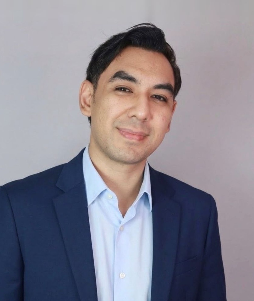 Hairi Zulkifli - Senior IT Executive